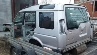 Land Rover Discovery II, 1999 года выпуска, демонтированный битый кузов и рама легкового универсала серебристого цвета, VIN SALLTGM94XA223020, ГРЗ Р783КХ761, ПТС 61 УМ 044560, СТС 99 28 780566.