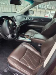 Infiniti QX60 2014 года, цвет темно-красный. VIN: 5N1AL0MMXEC552910, ПТС 78 УУ 673701, госномер С895МЕ777. Двигатель №684705Y, мощность 262 л.с. (193 кВт), объем 3.5 л (3498 куб. см). Максимальная масса 2715 кг, снаряженная масса 2082 кг. Автомобиль не на ходу, был передан судебными приставами на…