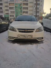 Daewoo Gentra, 2014: Daewoo Gentra, 2014 г., в залоге у АО «ТБанк». Транспортное средство: Daewoo Gentra, Идентификационный номер (VIN номер): XWB5V319VEA563108, Год выпуска: 2014 гос. номер У719ЕХ774, находится в залоге у АО «ТБанк».