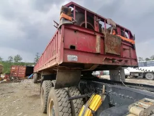 Грузовой-самосвал Shacman SX3316DT366 госномер Н766НК27, 2014 год выпуска, VIN LZGJRDT62EX025426. Неисправен, разукомплектован.