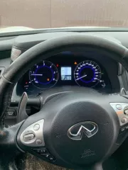 Infiniti FX30D 2012 г.в., легковой универсал, цвет серый, мощность двиг. Квт/л.с. 175/238, VIN JN1TDNS51U0481049, рег. знак Н377АЕ750. Автомобиль в залоге. На хранении у АУ, снят с рег.учета. Номерные знаки Н377АЕ750 и СТС у должника, по его словам передаст новому собственнику добровольно. В случае…