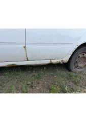 Lada Kalina, 2011 года, 84,3 лс, 241000 км. Легковой универсал, марка: LADA, модель: 111730 LADA KALINA, год изготовления: 2011, VIN: XTA111730C0165811, г/н: К462РВ12. ТС не заводится. Коррозия по кузову, пороги и арки сгнили - требуют замены. Необходима замена глушителя, проблемы с электрикой…