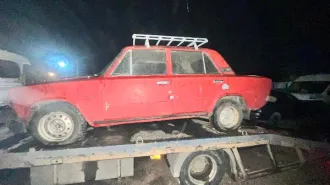 ВАЗ 21011, 1977. Автомобиль марки ВАЗ 21011, г/н Е 854 УО 56, 1977 г/в, цвет красный, номер кузова 2172075. Имущество продается в том виде, комплектности и состоянии, в каком оно есть. За скрытые дефекты имущества Продавец ответственности не несет. Проданное имущество обмену и возврату не подлежит…