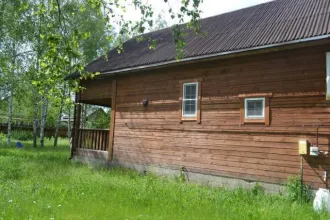 Земельный участок 1000 кв. м и жилой дом 168.6 кв.м по адресу: Владимирская обл., Александровский р-н, МО Каринское, ДПК «Артемкино», участок № 28. Кадастровые номера: 33:01:001521:5854, 33:01:001521:9411.