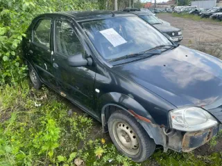 Renault Logan SR 2006 года выпуска. Государственные регистрационные знаки С 681 СР 76 регион и Т 525 ВО 76 регион. Идентификационный номер (VIN) X7LLSRAGH6H024318. В наличии ключи и свидетельство о регистрации транспортного средства № 9943 585333. Регистрационный номер АС ПИБИ 76-008971. Ключи и…