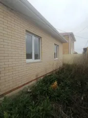 Дом 77,5 кв.м, участок 300 кв.м, Краснодарский край. Дом, площадью: 77,5 кв.м., с кадастровым номером: 23:07:0302000:18127, расположенный на земельном участке, площадью 300+/- 6 кв.м., с кадастровым номером 23:07:0302000:15367. Адрес: Российская Федерация, Краснодарский край, м.р-н. Динской…