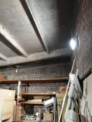 Земельный участок 2650 кв.м с постройками Котлас, кадастровый номер 29:24:010204:82 с расположенными на нем объектами недвижимого имущества: здание гаража котласской поликлиники, кадастровый номер 29:24:010204:210, здание склада котласской поликлиники, кадастровый номер 29:24:010204:209; здание…