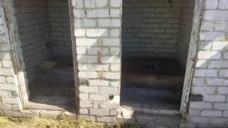 Земельный участок площадью 794 кв.м с кадастровым номером 32:11:0270615:4, расположенный по адресу: Брянская область, р-н Клетнянский, п. Клетня, ул. Профинтерна, д. 14А. На участке расположены объекты: гараж площадью 78,9 кв.м с кадастровым номером 32:11:0270220:39, административное здание…