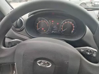 LADA GRANTA, VIN: XTA219110L0360316, 2020 г., госномер К429ХС702. В залоге у АО «ТБанк». На момент публикации запреты на регистрационные действия отсутствуют. Регион местонахождения — г. Уфа, Респ. Башкортостан. Автомобиль в исправном состоянии, после ДТП, в настоящее время не эксплуатируется.