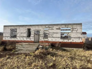 Два дома 154,1 кв.м и участки в Самарской области. Жилой дом, назначение – жилое, общей площадью 154,1 кв. м., расположенный по адресу: Самарская область, муниципальный район Волжский, сельское поселение Черноречье, село Черноречье, улица Овражная, дом 194, с кадастровым номером…