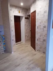 Жилое помещение 27,6 кв.м и 1/24 доли на земельный участок 699 кв.м, Удмуртская Республика, г. Ижевск Жилое помещение площадь: 27,6 кв.м., кадастровый номер: 18:26:040460:42 и 1/24 доля в праве на земельный участок, площадь: 699 кв.м., категория земель: Земли населенных пунктов, разрешенное…