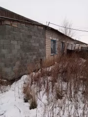 1/2 доля в праве на жилое помещение, площадь: 68,7 кв.м., кадастровый номер: 56:11:0703001:775
Адрес (местонахождение): Оренбургская область, Домбаровский район, п. Караганда, ул.Металлургов, дом № 13, кв. № 1