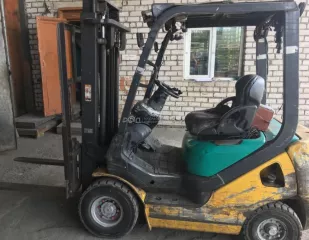 Автопогрузчик KOMATSU  Япония  FD 15T 20  заводской № машины  рама  659912, год выпуска 2007, цвет желтый синий зеленый