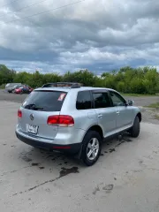 Volkswagen Touareg 2004, автомобиль марки VOLKSWAGEN модель Touareg 2004 г.в. VINномер WVGBG77L55D006448. Ознакомиться с предметом торгов, документами, порядком заключения договора купли-продажи можно по согласованию с организатором торгов по т. +79954435227, электронной почте: torgi42@bk.ru…