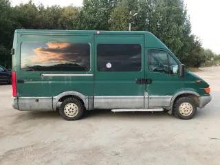 Iveko 2003 грузовой фургон, модель: Ивеко, год изготовления: 2003, VIN: ZCFC2980005438894. Проверить техническое состояние не представляется возможным.