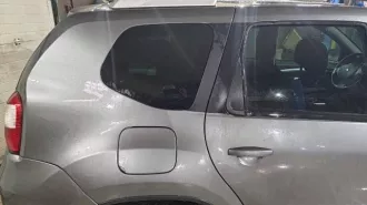 Автомобиль легковой: Nissan Terrano Идентификационный номер VIN: Z8NHSNHGD55421303 год выпуска 2016  Цвет: Серый Рабочий объем двигателя: 1998 см3 Мощность двигателя: 143 л.с. Паспорт транспортного средства  ПТС : Серия 78 ОН № 950559, выдан 11.04.2016