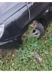 Peugeot 307 2004 года, 109 лс, VIN: VF33CNFUE83337021. Не на ходу, сломана коробка передач.