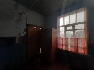 Нежилое одноэтажное деревянное здание 296 м² с земельным участком 3284 м², Иркутская область. Здание с кадастровым номером 38:16:000010:1846, земельный участок площадью 3284 кв.м. с кадастровым номером 38:16:000010:1889, расположенное по адресу: Российская Федерация, Иркутская область, Усольский…