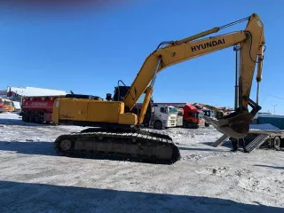 Экскаватор HYUNDAI R250LC 7 Экскаватор HYUNDAI R250LC 7, 2011 года выпуска, VIN № HHIHN701HB0002420, №двигатель: 26469563. Цвет   серый желтый. Мощность двигателя л.с.  кВт : 121  165 . Вид движителя   гусеничный, ПСМ ТС 722359 от 26.07.2011г.