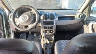 Renault SR 2010, синий. VIN: X7LBSRB1HAH300668, госномер М365УЕ750. Двигатель K7MF710 UF03691, объем 1.6 л (1598 куб.см), мощность 84 л.с.