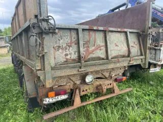 Камаз-5410 1975 камаз-5410 грузовой(самосвал), 1975 года еще камаз-5410 грузовой(самосвал), 1975 года еще камаз-5410 грузовой(самосвал), VIN отсутствует, 1975 г.в. Пробег, тыс. км. 9 362, гос. № А294КС 190