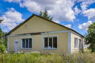 Земельный участок 3626 кв.м и здание детского сада 308,5 кв.м Липецкая область Земельный участок, площадь 3 626 +/- 42 кв.м., кадастровый номер: 48:14:0740201:21; Здание, площадь: 308,5 кв. м., кадастровый номер: 48:14:0740104:11; адрес: Российская Федерация, Липецкая область, м.о. Становлянский…