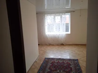 Жилой дом, площадью 306,8 кв.м., кадастровый номер 20:04:0401007:1238; земельный участок (для ведения личного подсобного хозяйства), площадью 1600 кв.м., кадастровый номер 20:04:0401007:1186. Местонахождение: Чеченская Республика, Гудермесский район, г. Гудермес, ул. Мирная, д. 39. Общая площадь…