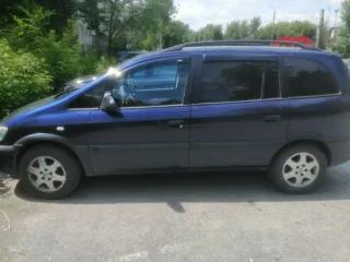Opel Zafira Elegance 2001 года, VIN: W0L0TGF751H013323. Техническое состояние не проверялось.