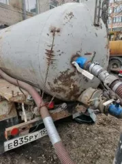 Автомобиль ГАЗ 3307 КО 503 В, 1999 год выпуска, цвет серый. Мощность двигателя 88.3 кВт (120 л.с.), VIN - XVL482300X0000216, номер кузова X0000216, госномер Е835РУ154. Пробег 309000 км.