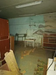 Склад 41,9 кв.м и соц.-реаб. центр 1093,6 кв.м, участок 4906 кв.м, Вологодская обл. Недвижимое имущество, расположенное по адресу: Российская Федерация, Вологодская область, Сямженский р-н, д. Ногинская, ул. им. Поспелова, д. 9. Склад, кадастровый номер 35:13:0102005:616, назначение: нежилое…