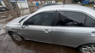 Toyota Camry, 2011 года, 145 лс, 90052 км, АКПП. TOYOTA КАМРИ, 2011 г.в., VIN: XW7BE40K40S030781, госномер: Е883СО89, модель, номер двигателя: 2AZ, H669044, мощность (кВт/л.с): 123/167, рабочий объем двигателя (см3): 2362, цвет кузова: Серебристый металлик, СТС: 9978250026, дата выдачи: 21.02.2025…