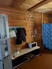 Здание 34,7 кв.м., земельный участок 1038 кв.м., Якутск. Здание с кадастровым номером 14:35:000000:2227, назначение: нежилое, общей площадью 34,7 кв.м., расположенное на земельном участке с кадастровым номером 14:36:106082:181, общей площадью 1038 кв.м. по адресу: Республика Саха (Якутия), г…