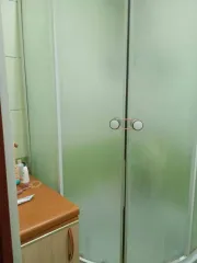 Доля квартиры 29,5 кв.м, Ивановская область, Родниковский район, город Родники, микрорайон 60 лет Октября, дом 5, квартира 92, третий этаж. Общая площадь квартиры 29,5 кв.м, доля в праве составляет 7,38 кв.м.