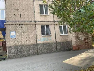 Продается 2/5 доли квартиры площадью 30.4 кв.м., расположенной на 1 этаже по адресу: Россия, Оренбургская область, г Орск, ул. Щорса, д 2, кв. 76. Кадастровый номер: 56:43:0201046:139.