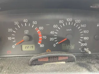 Шевроле Нива 2005 года выпуска, 80 л.с., пробег 140000 км, полный привод. VIN Х9L21230050093601, цвет бежевый металлик. Номер двигателя ВАЗ 2123 0104036, бензиновый, мощность 58,50 кВт (79,60 л.с.), объем 1690 см³. Номер кузова 0093601. Снаряженная масса 1400 кг, полная масса 1850 кг. Технически…