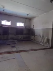 Функциональное помещение площадью 332,40 кв. м, расположенное в цокольном этаже здания по адресу: Хабаровский край, г. Хабаровск, ул. Комсомольская, д. 38а, пом. 1/2. Кадастровый номер: 27:23:0030322:453.