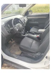Mitsubishi Outlander 2017 автомобиль марки Mitsubishi модель Outlander 2017 г.в. VIN-номер Z8TXTGF2WHM021898 С имуществом можно ознакомиться в рабочие дни по согласованию с организатором торгов, почтовый адрес: 450075, Республика Башкортостан, г. Уфа, а/я 12. Контактный телефон: +79696162264…