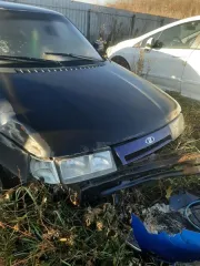 Автомобиль ВАЗ-21102 с государственным регистрационным знаком Е485СМ 763, номер кузова VIN XTA211020X0067887, 1998 г.вып. После ДТП с повреждением/разрушением элементов автомобиля спереди (крылья, капот, бампер и т.д.). Также транспортное средство имеет видимые дефекты: коррозия элементов кузова…