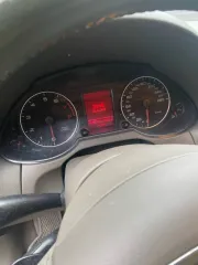 Audi Q5 2011 года выпуска, черный. VIN: WAUCFC8R3BA069274. Государственный регистрационный номер: О933МС29.