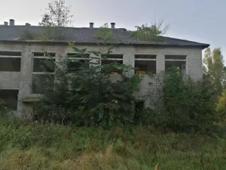 Нежилое здание (бытовое обслуживание), кадастровый номер 39:07:060305:125, площадь 574,8 кв.м, с земельным участком,кадастровый номер 39:07:060305:423 Нежилое здание (бытовое обслуживание), кадастровый номер 39:07:060305:125, площадь 574,8 кв.м, с земельным участком,кадастровый номер…