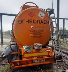 Полуприцеп-цистерна 964845, госномер АУ 3090 16 RUS, VIN: X8A964845F0000017, цвет оранжевый. Находится в Республике Марий Эл, Волжский район, д. Часовенная, ул. Мира, д.31. Обременение: залог у ООО КБ «Камский Горизонт», запрет на регистрационные действия. ПТС, СТС отсутствуют.