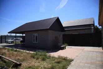 Здание 2019 года постройки, 1-этажное, общая площадь 94.7 кв.м., кадастровый номер 30:12:022052:963, расположенное по адресу: Российская Федерация, Астраханская область, городской округ город Астрахань, город Астрахань. Здание, Кадастровый номер: 30:12:022052:960, Назначение объекта недвижимости…