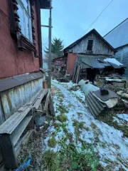Дом 49,6 кв.м и участок 300 кв.м, Тула. Земельный участок с кадастровым номером:71:30:030106:917, площадью: 300 кв.м., и жилой дом с кадастровым номером: 71:30:030101:420, площадью: 49,6 кв.м, расположенные по адресу: РОССИЯ, Тульская область, Тула, Осташева, д.89а