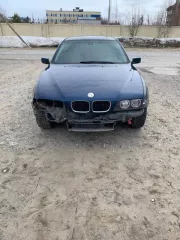 Транспортное средство марки БМВ 523I, г.р.з. А647НТ89, г.в. 1999   VIN WBADM41080GM12103  цвет: синий