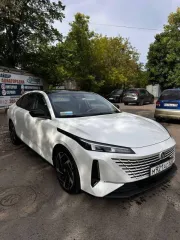 Changan Lamore 2023 года, 181 л.с., пробег 90 000 км, АКПП. Автомобиль на ходу, в рабочем состоянии. Имеются мелкие царапины по кузову, бампер перекрашен. Ключи, ПТС и ЭПТС у собственника. VIN: LS5A2DKE6RA962001, госномер М921АС53.