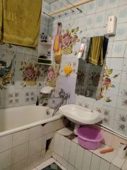 Жилой дом, площадью 88 кв.м., по адресу: Саратовская область, г. Хвалынск, ул. Росреспублики, д.7 Б, с кадастровым номером: 64:49:010704:37. Земельный участок, площадью 141 кв.м., по адресу: Саратовская область, г. Хвалынск, ул. Росреспублики, д.7 Б, с кадастровым номером: 64:49:010704:36…