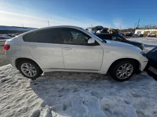 BMW X6, 2009 Автомобиль марки BMW модель X6 2009 г.в. VIN-номер WBAFG01010L328740. Доп.информацию можно получить с момента публикации сообщения о торгах и до окончания периода приема заявок по будням с 10:00 до 17:00 по адресу: 618608@mail.ru , а также на ЭТП. Ознакомление с имуществом – по месту…
