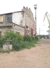 Мебельная фабрика 41 131 м² Навашино: нежилое здание цеха мебели и деревоотделочного цеха площадью 10 214,6 м² по адресу Нижегородская область, гор. Навашино, ул. Проезжая, здание 4/36, кадастровый номер 52:37:0600006:49 на земельном участке площадью 7 624 м², земельный участок 4/17, кадастровый…