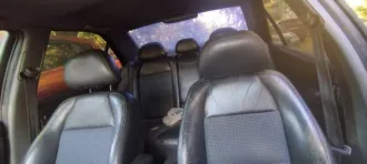 Peugeot 406, 2001 г.в., госномер У596МВ51, VIN VF38B3FZF81236089, двигатель 10LJ020212892, мощность 158 л.с. (116.2 кВт), объем 2230 см³, черный цвет, масса 1910 кг, снаряженная масса 1370 кг.