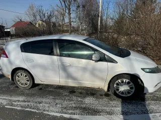 Honda Insight Hybrid 2009 года выпуска. Номер кузова ZE2-1106399, регистрационный знак Н907ТА125. Ознакомление с автомобилем и документами производится по предварительной договоренности по телефону +7-914-702-24-34 или по запросу на zenitdv@mail.ru.